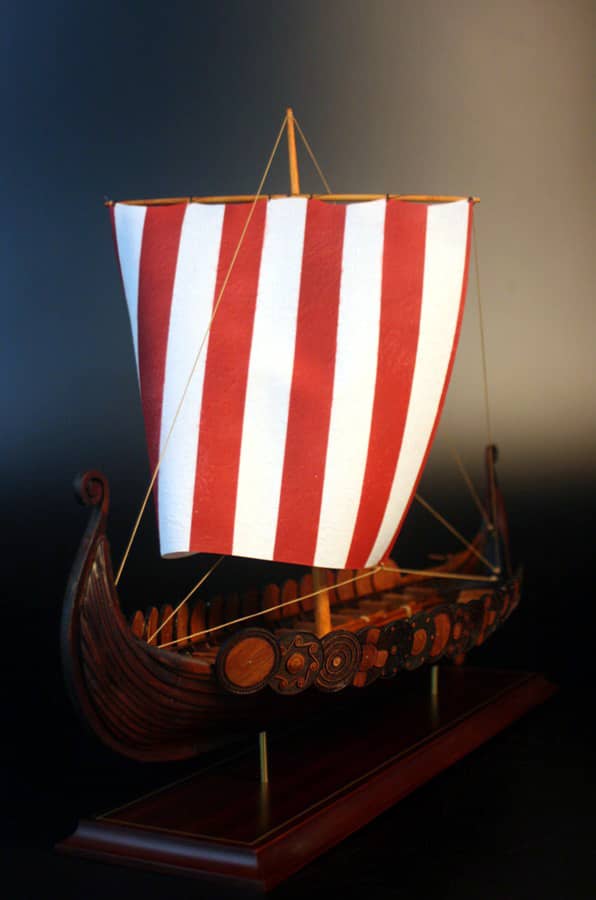 Viking Longship model built by Abordage