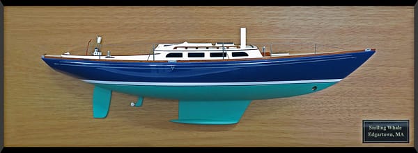 Morris 42 custom half model with deck details