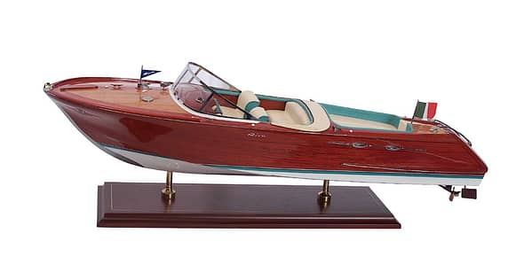 Riva Aquarama Special 1972 ship model