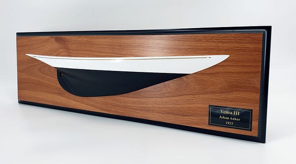 Vema III custom half hull