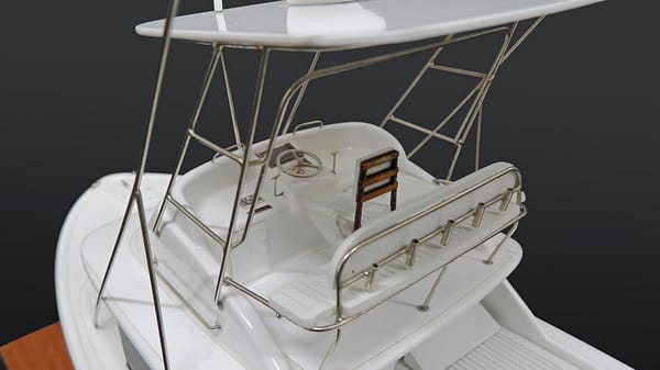 Bertram 31 custom desk model with tuna tower