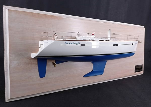 Beneteau 473 custom half model with deck details
