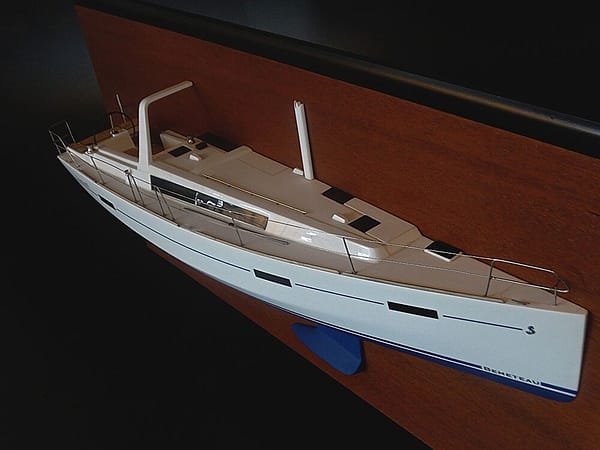 Beneteau Oceanis 41 custom half model with deck details