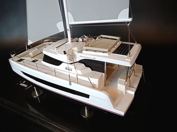 BALI 4.1 Voile or BALI CATSPACE catamaran custom model