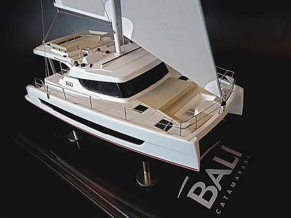 BALI 4.1 Voile or BALI CATSPACE catamaran custom model
