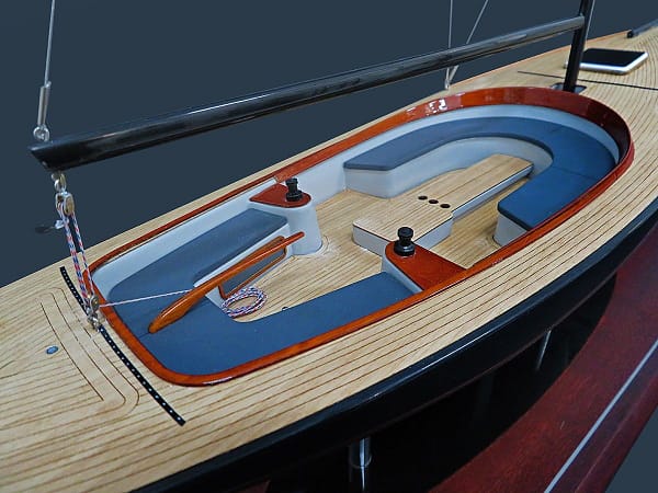 Rosewest Cape Cod 9 mt, varnished wood version, Custom Model