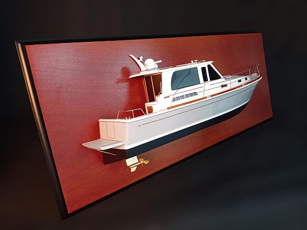 Sabre 42 Salon Express 46 custom model with deck details