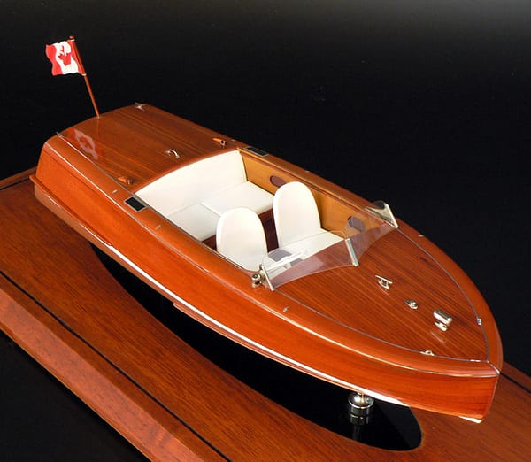Shepherd 17' Runabout model built by Abordage