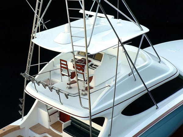 Hatteras 60 GT Convertible Model by Abordage