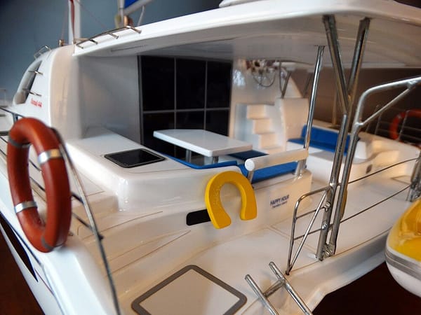 Leopard 44 Catamaran desk model by Abordage