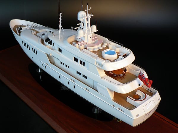 Royal Denship 138 boat model by Abordage