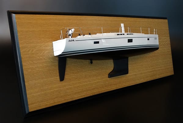 Hanse 455 half model with deck details