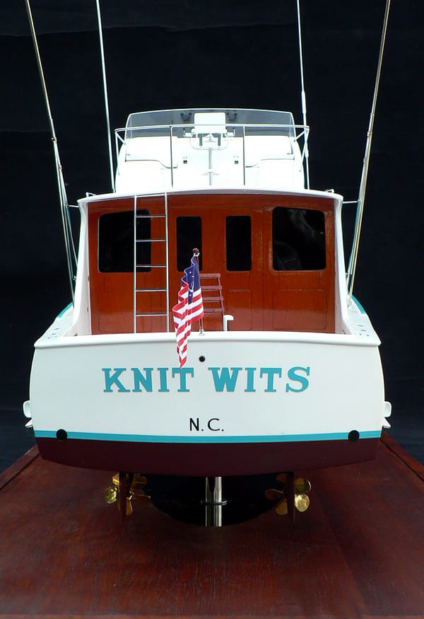 Hatteras 41 Knit Wits Model by Abordage