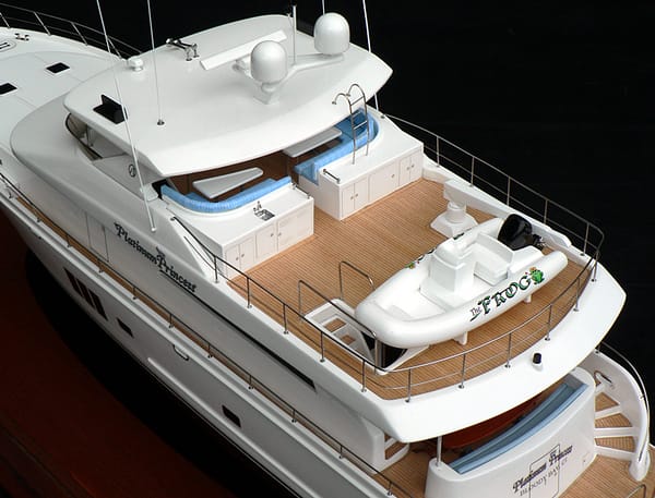Ocean Alexander 74 model built by Abordage