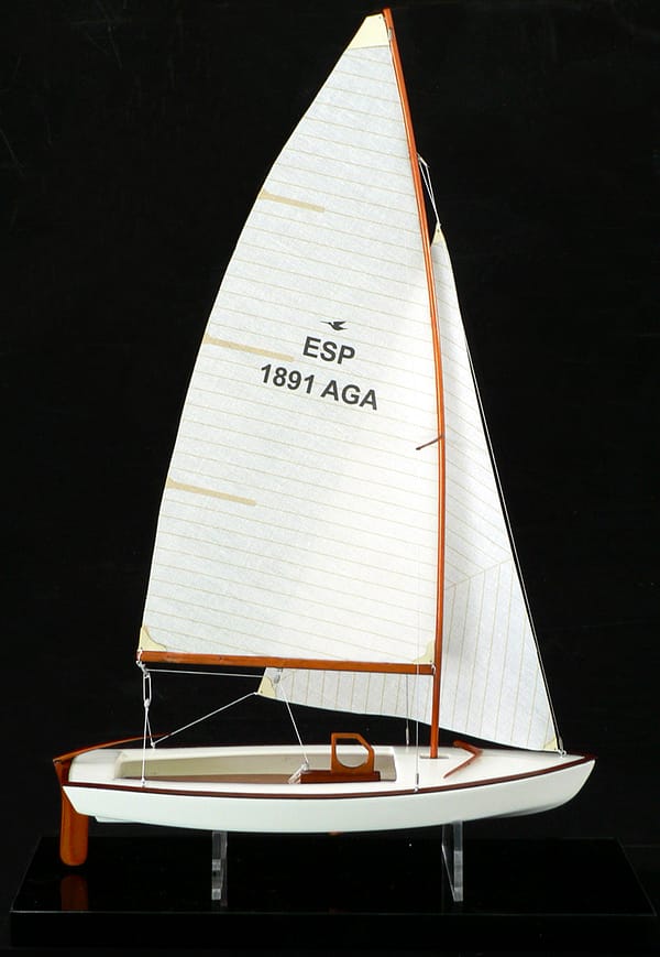 Snipe 420. Model built by Abordage